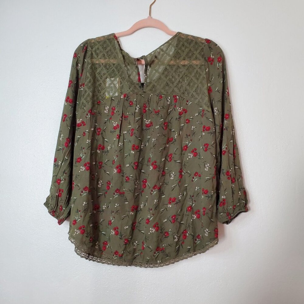 Olive Floral Embroidered Blouse - Picture 2 of 8